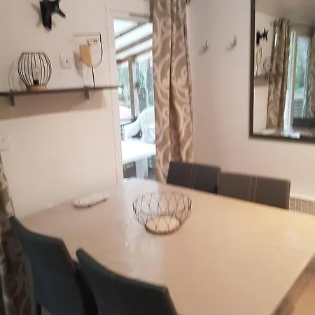 Nature House Conciergerie Leroy * 카미에르